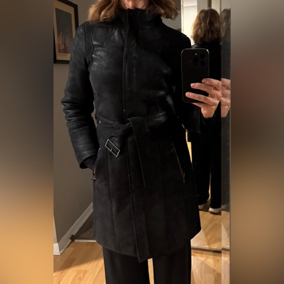 Andrew Marc- Women's Black Shearling Leather Belted Coat/EUC/Size S - Picture 5 of 15